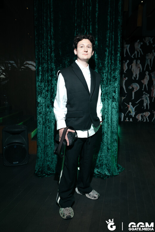 picture 1
