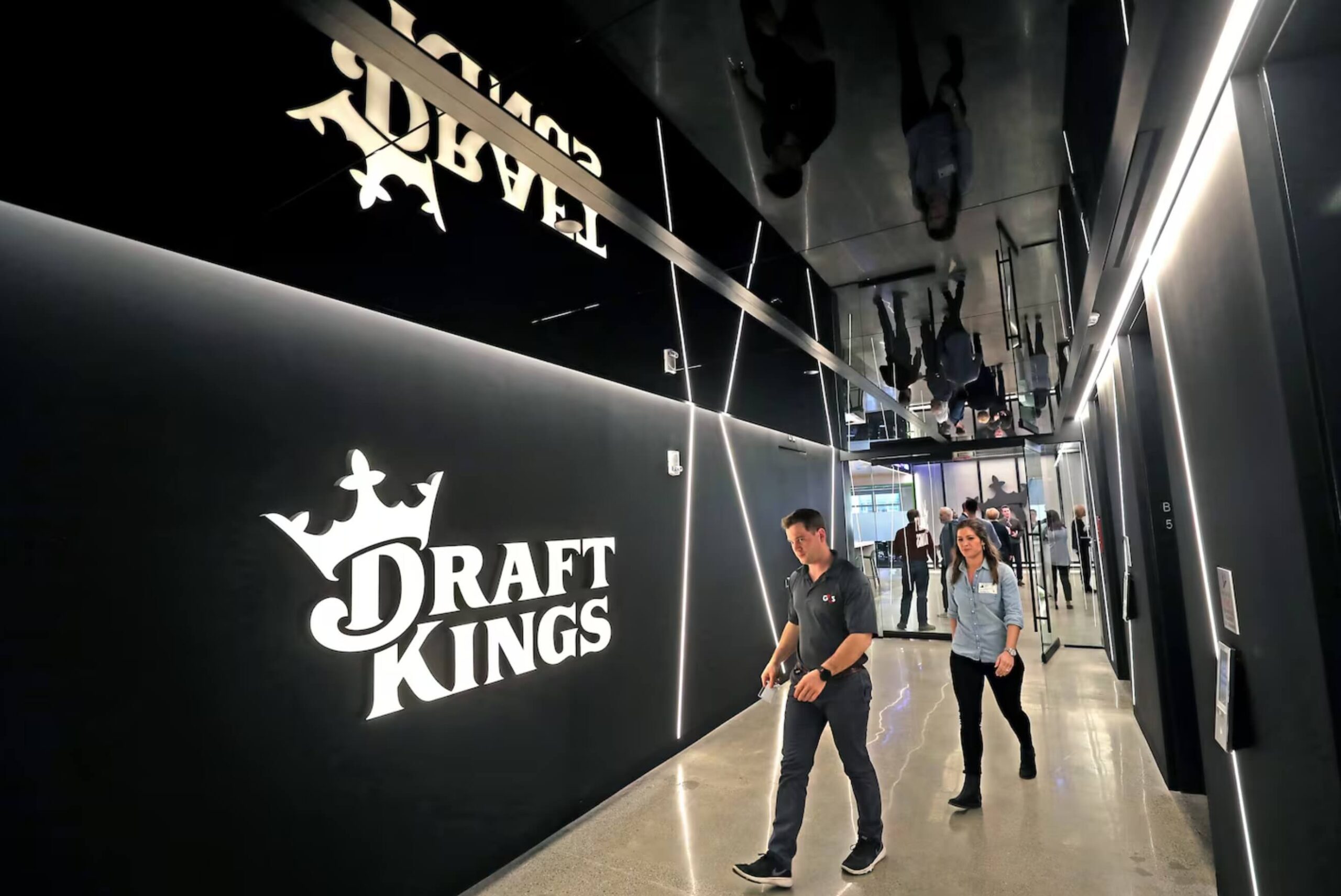 Эволюция DraftKings и фэнтези-спорта: как DFS стал культурным феноменом в США
