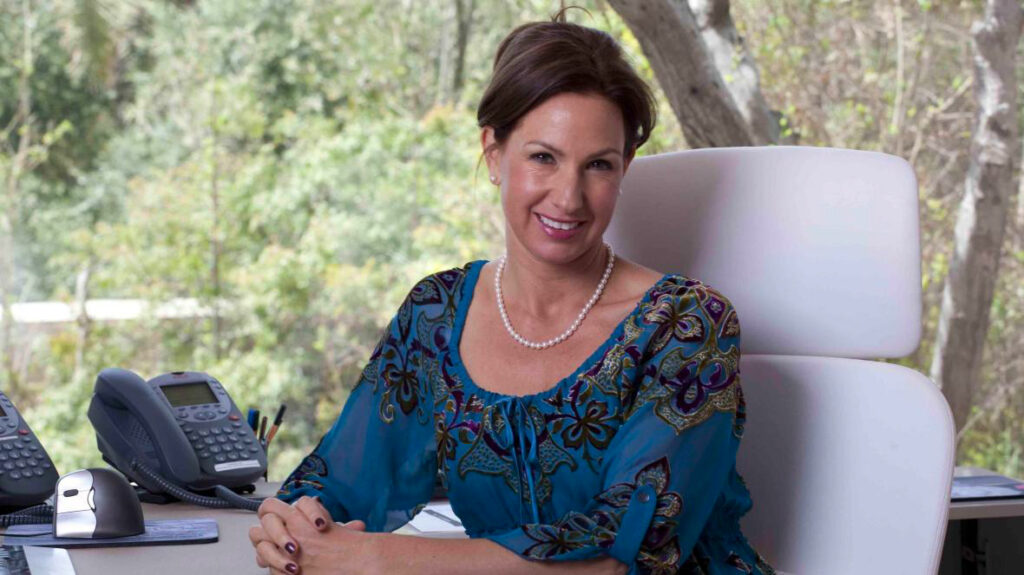 История Рут Парасоль: от «Секса по телефону» до PartyPoker и миллиардного состояния