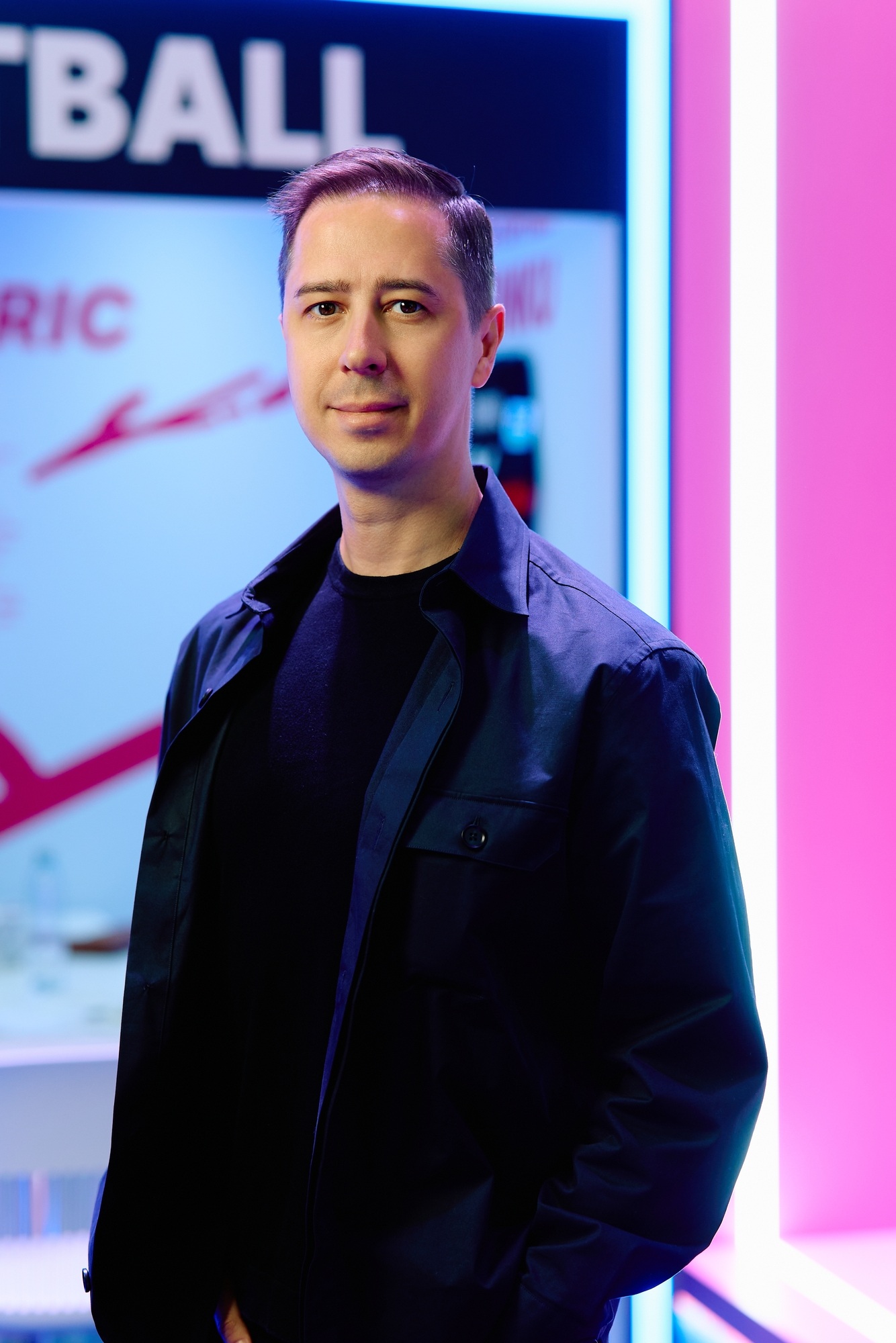 Концепция TIME TO WIN, хаб AC Milan и планы на 2026 год — эксклюзивное интервью с Антоном Ештокиным, CMO Boomerang Partners